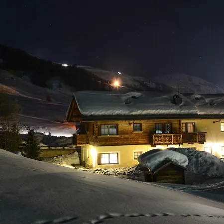 Rosita 公寓 利维尼奥